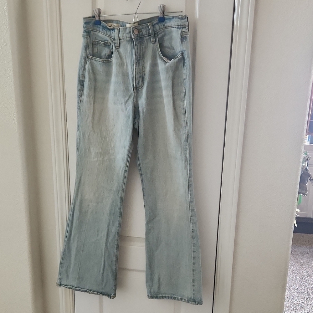 Universal Thread High Rise Flare Jeans, Size 10s